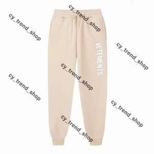 Vetements Stampa joggers pantaloni salotto tasche veterinari jeans uomini jeans maschi di alta qualità jeans pantaloni di moda ricamato pantaloni a gamba dritta 329