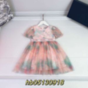Klänningar Sommarflickans prinsessa Gradient Children's Day Yarn Dress