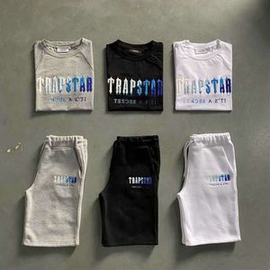 Mens Trapstar T Shirt Set Letter Embroidered Tracksuit Short Sleeve Plush Shorts Motion current 1102ess