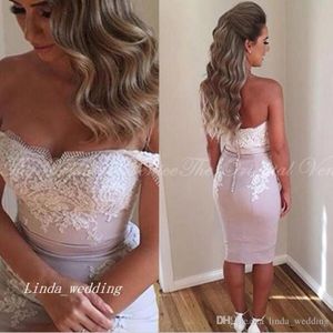 2019 Fashion Arabic Short Bridesmaid Dress Ny ankomst Knä längd 3 stilar spets applikation formell piga av hedersklänning plus storlek anpassad ma 253g