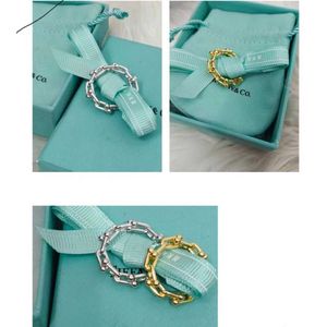 Fashion New 925 Sterling Silver Premium Version v Gold Permoniated Hardwai Horseshoe Smooth Double U Cring Manufacturing