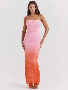 Runway Dresses Mozision Gradient Strapless Backless Sexy Maxi Dress For Women Fashion Off-shoulder Slveless Bodycon Back Split Long Dress T240518