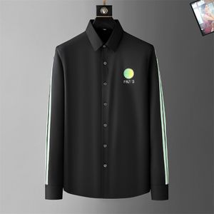 メンズシャツトップホース刺繍ブラウス長袖のソリッドカラースリムフィットカジュアルビジネスカジュアルシャツプリントシャツZ51