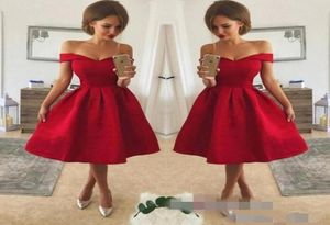 Mini Red Homecoming Dresses V Neck Off the Shoulder Kne Length Lace Up Applique A Line Dresses Party Dresses9331172