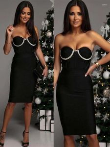 Party Dresses Black Dress For Christmas Crystal Sweetheart Sheath/Column Cocktail Knee Length Belt Short Evening Gowns