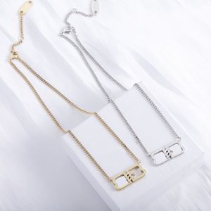 Neue Designer -Halskette reine goldene Halskette Alphabet Halskette Frauen tragen Schmuck Set Designer Schmuck Geschenk für Freund