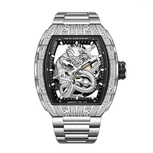 Armbanduhren Geya Luxuskristall Diamant Drache Mechanische Männer Uhren 50m wasserdichte silberne Edelstahl Luminous einzigartiger chinesischer Loong