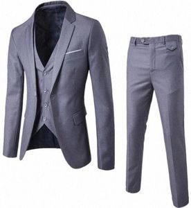 Mens 3 stycken Blazers byxor Vest Social Suit Men mode Solid Business Set Set Thin Mens Formale Suits Plus Size H5GV96685266451731