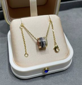 Halsband designer för kvinnors sterling silver pläterat 18k guld med samma benben kedja ljus lyx nisch explosiv högklassig känsla av ny enkelhet