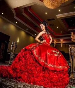 Сексуальная возлюбленная красная вышивка платья Quinceanera Satindresses Вечерние носы