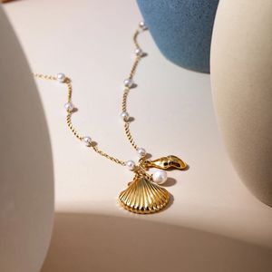 18K PVD из нержавеющей стали имитация жемчужины Drangle Dangle Dangle Ожерелье Золотые стильные ювелирные изделия.