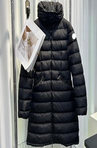 Maya Designer Womens Down Down Jacket Вышитая значок годовщины зимние куртки французский бренд Puffer Jackets3848230