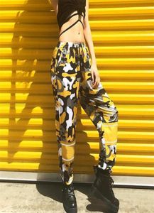 Mode hög midja kvinnor039s camo byxor lösa streetwear kamouflage pantalon femme blyertsbyxor hip hop joggers byxor240n3864998