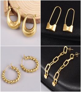 Projektant biżuterii Tytanium Uch Ear Huggie 18K Gold Gold B lśniące niefadowe kolczyki Women039s Anti Allergy Kolczyki Punk E2756309