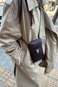 Bolsas de Duffel Lem uma bolsa de telefone celular para mulheres em calfskin de alta qualidade Crossbag 2024 Design de luxo Black feminino