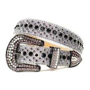 Bälten Cowgirl Cowboy Crystal Rhinestones Fashion Luxury Strap Diamond Studded Belt för kvinnor Män breda spänne jeans 280m