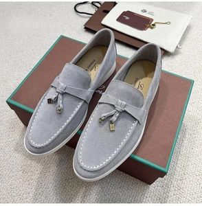 Kläddesigners män skor för kvinnors loafers toppkvalitet kashmir läder tofsar hög elastisk nötkött sena botten casual platt häl mjuk ensam klänningsko