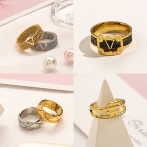 18k Gold Plated Luxury Designer Ring For Women Ring Double Letter Designers Rings Fashion Style Rostfritt stål Läderring Bröllopsfest smycken 20Style