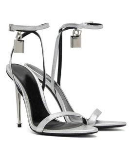 Роскошные дизайнерские сандалии металлические пакеты узкие словесные полосы высокого каблука сандаловая каблука заостренная кожаная леди на высоких каблуках свадебные туфли
