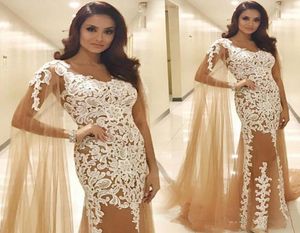 Gracieful Arabic Dubai Champagne Mermaid Dresses Evening Wear With Ivory Lace Applqiue 2021 Long Cape Sleeves Split Formal Prom Par671150