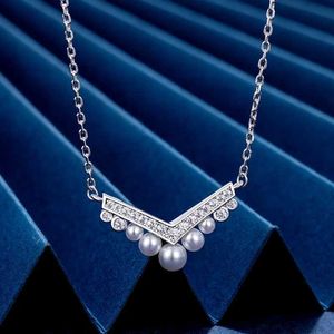 Pendant Necklaces French luxury brand jewelry high-quality 925 SterlSilver 18k rose gold white pearl necklace J240516