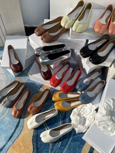 Tabi Balleerina обувь роскошная дизайнерская обувь классическая повседневная обувь балетная балетная туфли лодыжка ботинки из кожа кожа кожаная туфли