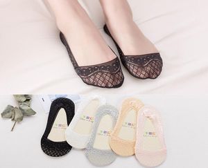 Fashion Silicone Lace Boat Socks Summer Style Women Low Cut No Show Invisible Shoe Liner Slippers Calcetines Mujer5987608