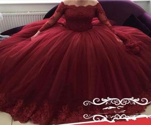 2022 Elegant Burgundy Ball Gown Quinceanera Dress Off Shoulder Long Sleeves Lace Appliques Puffy Sweet 16 Plus Size Prom Evening G1115110