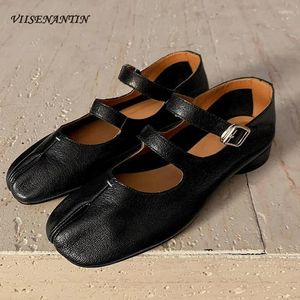 Casual Shoes Spring Genuine Leather Split Toe Tabi Ninja Mary Jane Women Double Buckle Belt Shallow Flat Heel Lolita Loafer Females