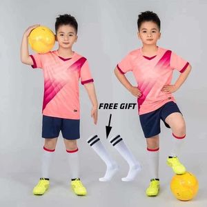 Giyim Setleri Futbol Dizleri Futbol Ücretsiz Futbol Gife Boys Futbol Forması Özelleştirilmiş Çocuk Futbol Forması Set 3 Set Q240517