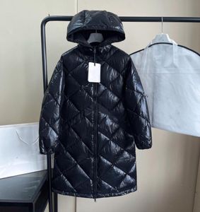 Women039s Down Parkas Luxury Designerは、秋と冬の最新のクラシックロングウエストダウンジャケットをデザインします5049118