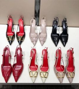Luxurys Women039s Sandals Metal Bluckle Winted Stileto High Heels Single Shoe Slingback Classics Designer skórzane panie SE2016731