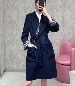 Fashion Womens Wool Coat 22SS Designer Jacket Jacket عكسها طويل الرياح Woolen حزام طباعة معاطف Cardigan Cooats5745375