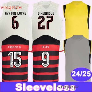 2024 25 Jerseys de futebol masculino Flamengo Vest Pedro Gabi L. Ortiz Victor Allan de Arrascaeta Gerson Home Away Treinando Usar Camisas de Futebol