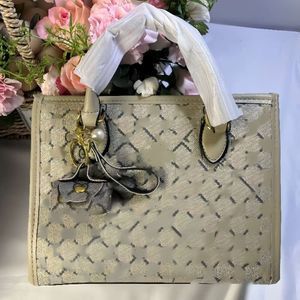 Дизайнерские сумки Tote Spring New Fashion Women's Tote Tote Commuter Print Студенческая сумка на плечах продвижение по службе