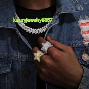 Pierścienie klastra Drop Fine Hip Hop Luksusowa srebrna biżuteria lodowa 925 Sterling VVS Moissanite Diamond Star Pierścień dla mężczyzn