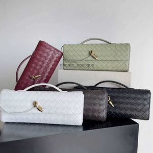 Bolsas noturnas de noite embreagem de metal artesanal FLAP FRONTAÇÃO FLAP CHIC GRID com hardware dourado elegante pequeno ombro quadrado Bolsa Crossbody Mulheres couro