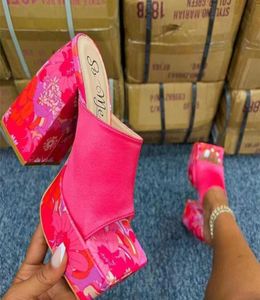 2023 Women High Heel Slippers New Square Headed Slides Thick Bottom Large Thick Heeled 9cm Oneline Sandals9817895