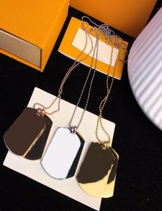 2022 Дизайнеры ожерелье роскошной распродажа подвесной ожерелья мода для мужчин женского письма бренд ювелирные ювелирные украшения