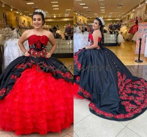 Vintage röd med svart bollklänning quinceanera klänningar eleganta organza ruffles gothic punk prom applikationer spets upp söt 16 klänning pag5276093