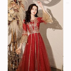 Roupas étnicas Mulheres vestido de lantejoulas de moda vintage Melhor Hanfu Vestidas Casamento Tradicional Chinês Xiuhe Torrada de Borgonha Sexy Elegante