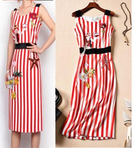 Varumärkesdesign Summer Women Dress Sleeveless Embroidey Vintage Red Strip Bohemian Kneelength Aline Party Dresses Vestidos 5545183