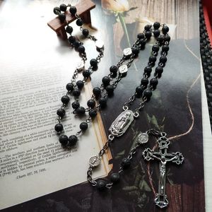 Svart vulkanisk stenbön Bead Chain Katolsk Crucifix Cross Pendant Rosary Necklace Our Lady Medal Saint Benedict Jewelry 240518