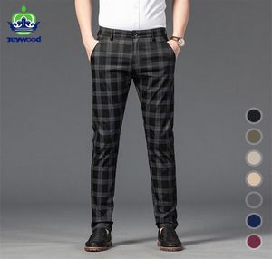 Men039s Dżinsy Letnie swobodne spodnie Moda Klasyczny pasek Plaid Black Solid Kolor Wysokiej jakości kombinezony formalne Mężczyzna 3038 21949503