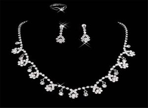 15018 Billigt Frere Ship Holy White Rhinestone Crystal Flower Earring Halsband Set Bridal Party4859042