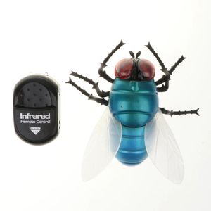 Kızılötesi Uzaktan Kumanda Sinek RC Hayvan Oyuncak Şakası Sürüngen Böcekleri Şaka Korkunç Hile Bugs 240506