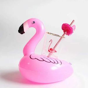 Sand Play Water Fun Mini Inflável Flamingo Donut Piscina Piscina Flutuante Brinquedão Beverage Flutuante Porte da Copa de Nadar Partido Partemo Toy Praia Crianças e Adultos Q240517