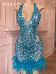 Partykleider sexy blaue Neckholder Kurzabschlussball für schwarze Mädchen Perlen Kristallfedern Geburtstagskleid Meerjungfrau Mini Cocktail Homecoming