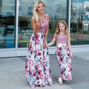 Mother Kids Family Matching Outfits Mamma och dotterklänningar är ärmlösa tryckflickor Summer Kvinnor till och med klär L2405