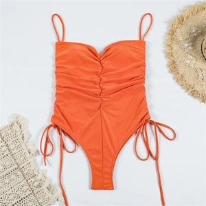 Mutada de banho feminina Um maiô contra o pescoço da flaghetti strap shirred monokini tie later